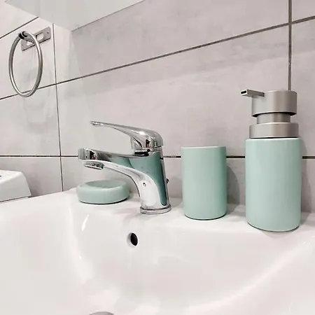 Wonderful Flat In Kavouri